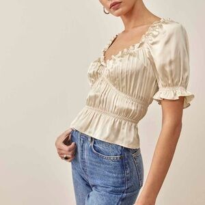 REFORMATION Olive Silk Top in Champagne